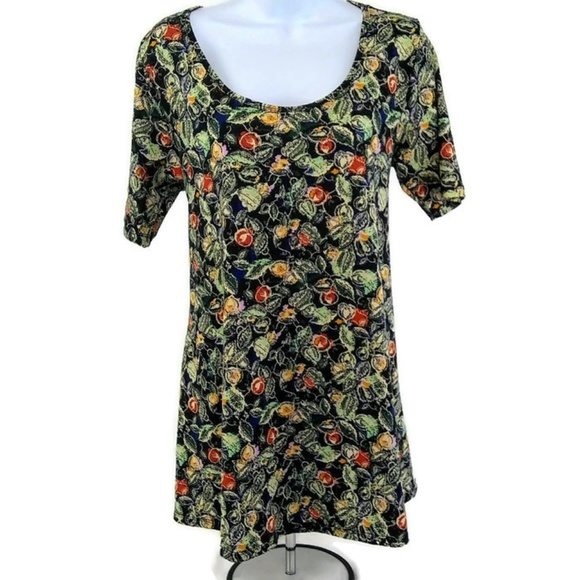LuLaRoe Tops - New Without Tags LuLaRoe Women's Short Sleeve Graphic Top X-Small